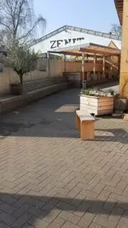 Der Frühling kommt 😍
.
Die ersten Blüten blühen 🏵
Die Sonnenstrahlen laden zum verweilen ein🌞
Und die Boulder draußen freuen sich auf euch🥰
#zenitklettern #bouldernmitherz #drausenistesamschönsten