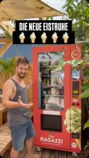 wir haben neues eis! es ist bio, regional und so🫶 

felix ist begeistert. (er hat die eistruhe lieb) 
was denkt ihr?